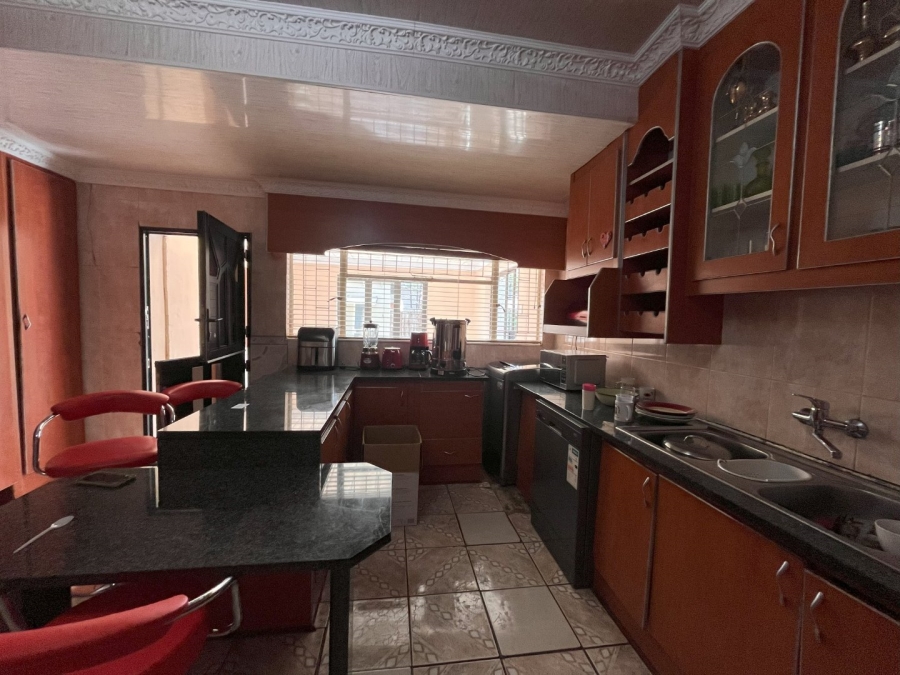 4 Bedroom Property for Sale in Noordhoek Free State